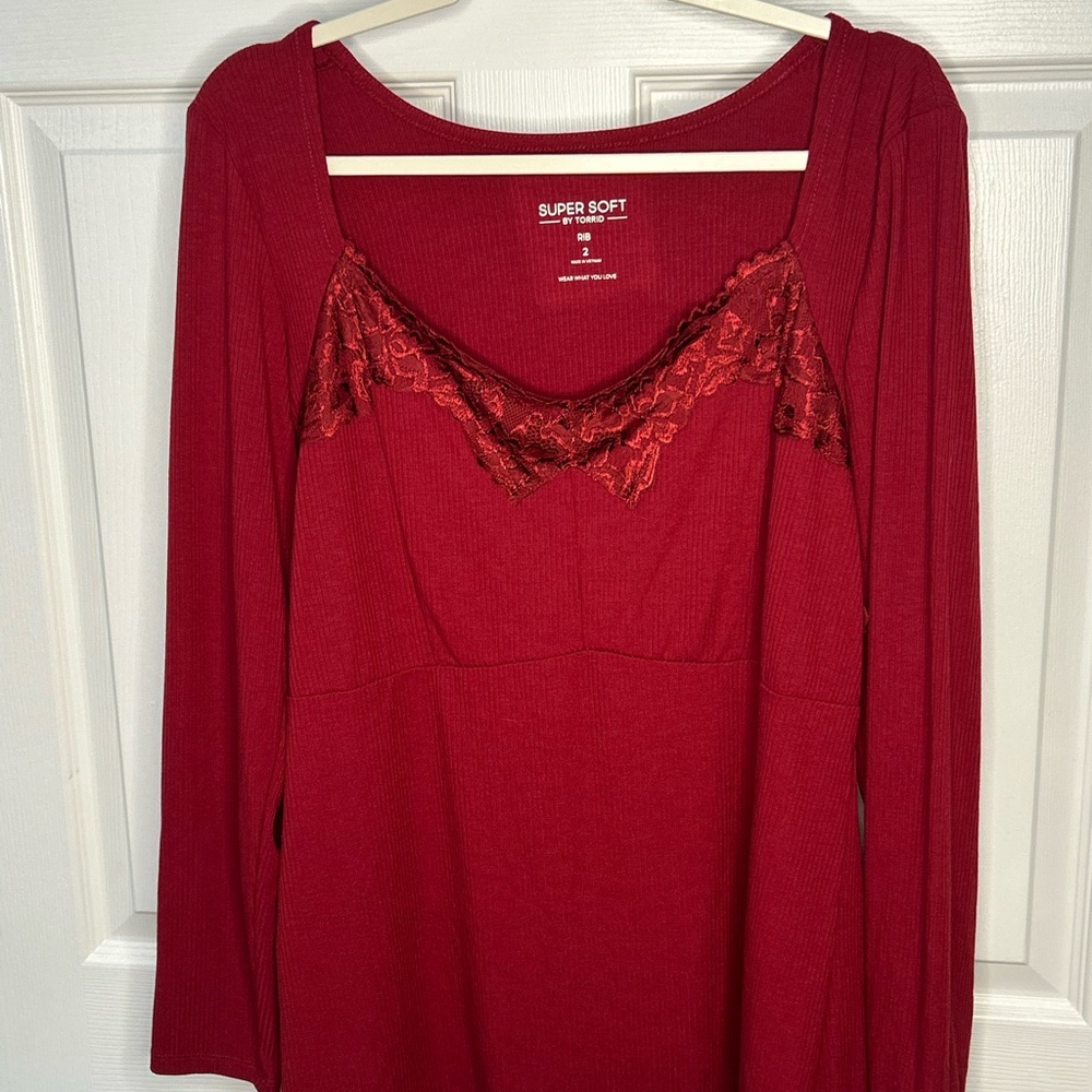 Torid super soft size 2 Red Long Sleeve Top with Lace Detail